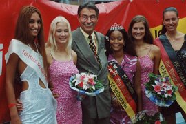 Daihatsu-Kuhdammfest,-Berli